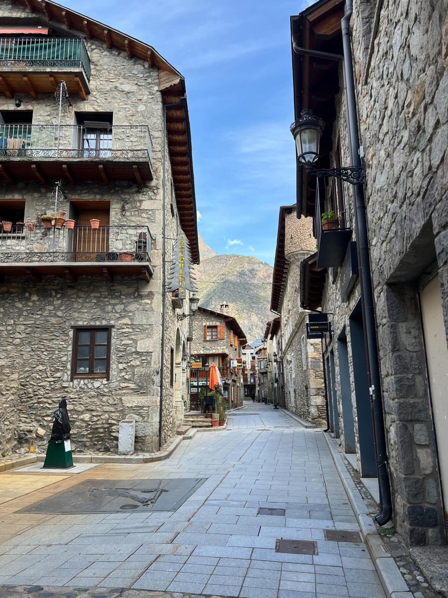 Ferienwohnung Casa La Muga Benasque Exterior foto